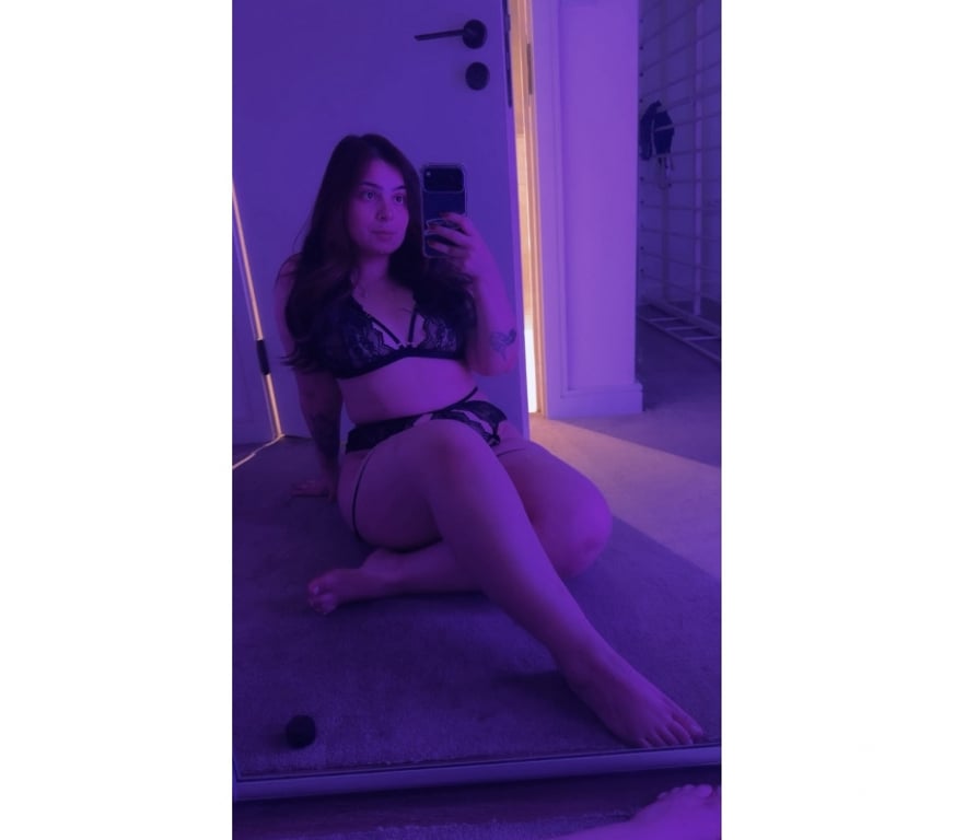 Escorts South West London Wandsworth - South West London - Photos for Mixed BrazilianItalian Party Girl 🫦🍾