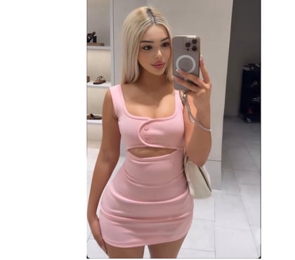 Escorts Canary Wharf East London - Photos for Emily British Babe 🏴󠁧󠁢󠁥󠁮󠁧󠁿