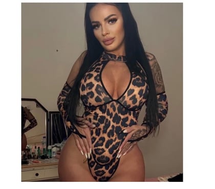 Escorts Slough Town Centre Slough - Photos for 🔥❤️NEW NEW❤️FULL GFE🔥NEW Brunet❤️