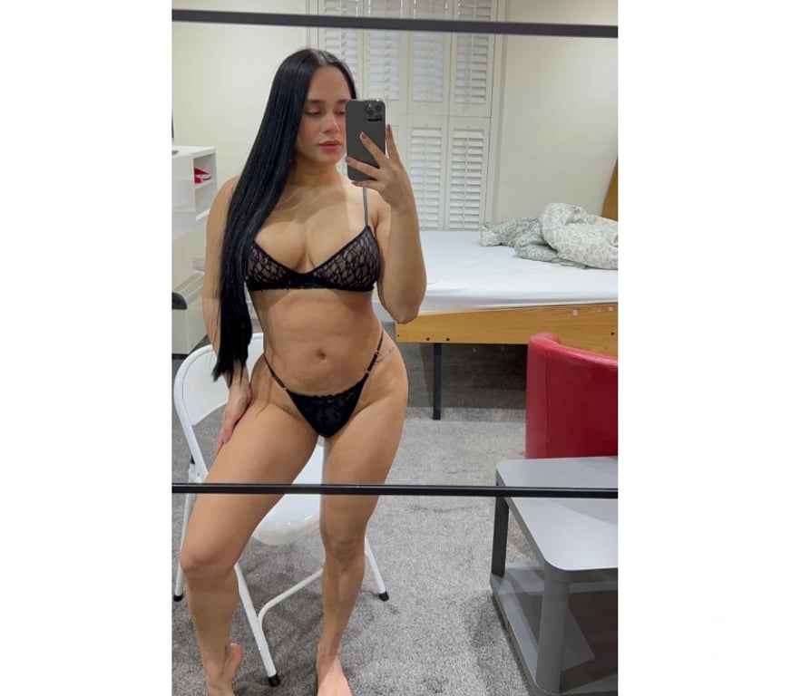 Escorts Barnet Edgware Station - Barnet - Photos for 😈 Brazilian Beauty LARA £40 – Edgware HA8🇧🇷