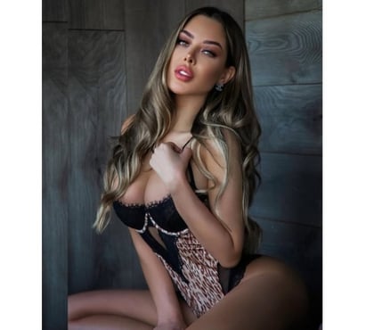 Escorts and Massages Birmingham City Centre Birmingham - Photos for Julie🔥experienced woman🍒high class party🥂