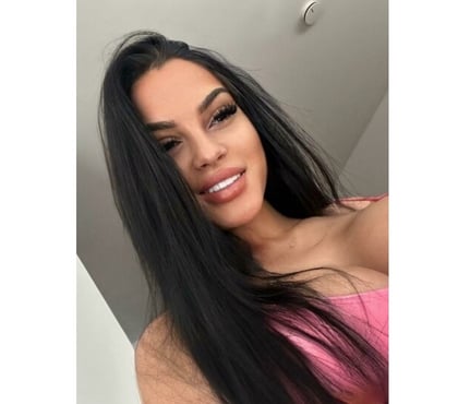 Escorts Reigate Reigate and Banstead - Photos for Celine🩷 real pics 🩷party🩷in&out 24h🩷party
