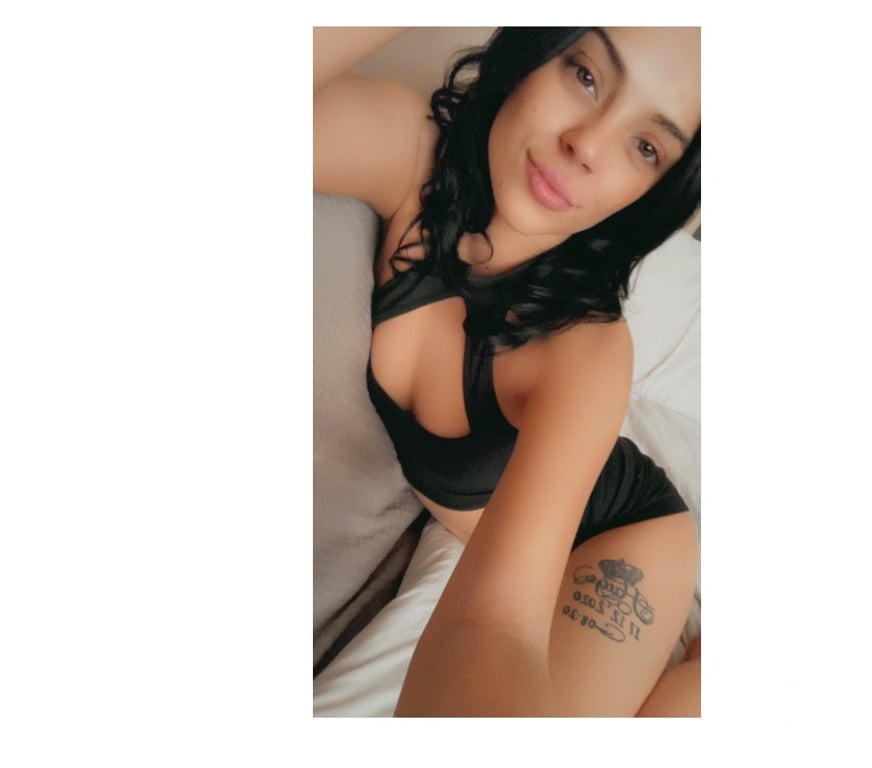 Escorts Greater Manchester Oldham - Photos for 25yr sexy English girl