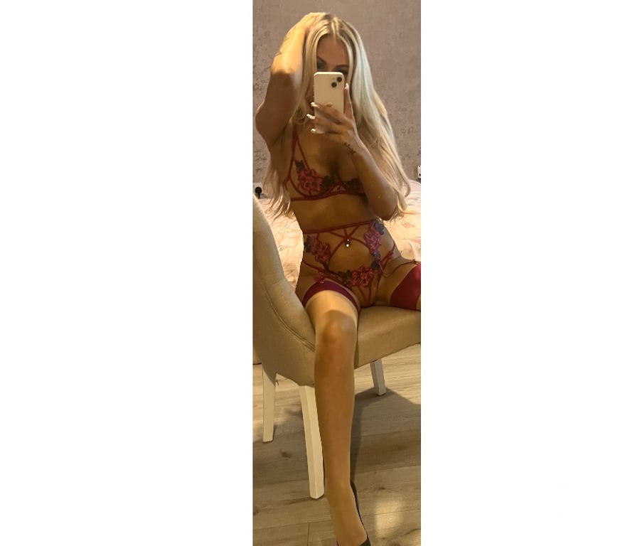 Escorts Merseyside Liverpool - Photos for ESCORT SERVICES 💋 party girl 💋