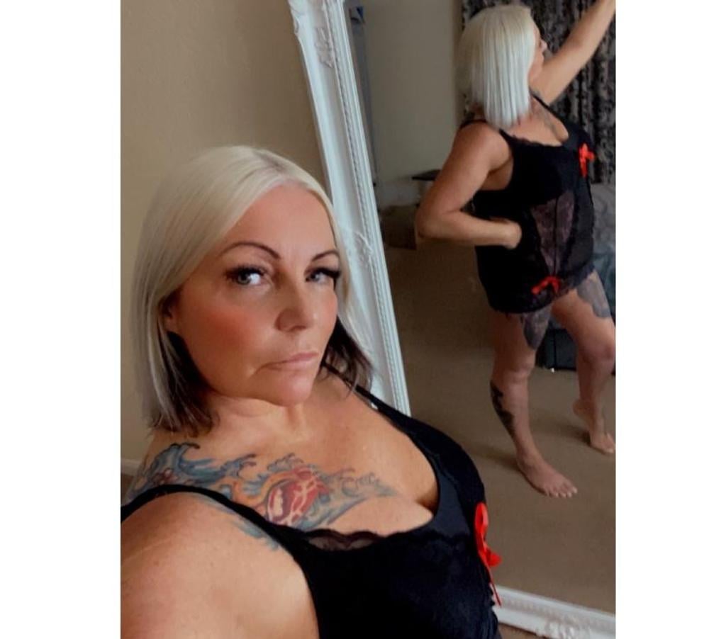 Escorts Lancashire Blackburn with Darwen - Photos for RIVER THE ULTIMATE MILF BRITISH 🇬🇧 LANCS LASS 😘