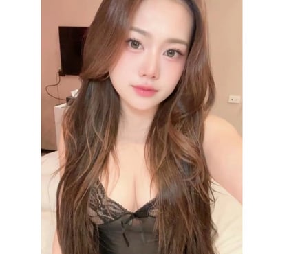 Escorts and Massages Dundee City Centre Dundee - Photos for High Class Japanese Girl Only a Week In DD3