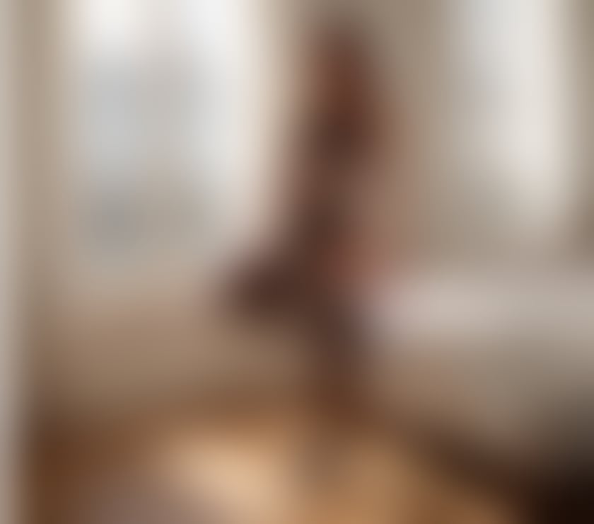  Escorts Earls Court South West London - Photos for Tantric Massage Earls Court