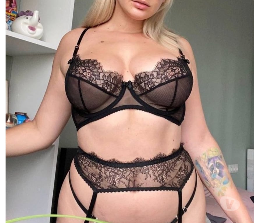 Escorts West Northamptonshire Northampton - West Northamptonshire - Photos for 🩷 Hot girl party🍑 new real photos best service