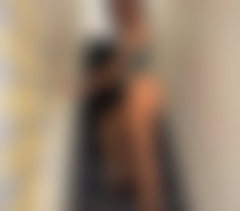 Escorts Kent Medway - Kent - Photos for Slim Sexy Thai TS Ladyboy with a FAB Surprise back in Town x