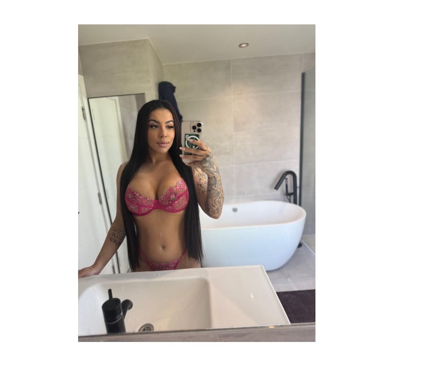Escorts South East London Croydon - Photos for BRUNA 👠 Sexy slim babe from Brazil – 🔥