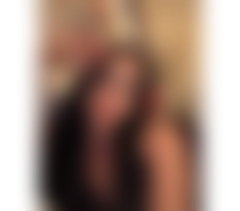 Escorts Surrey Woking - Photos for an experienced, elegant, and beautiful girl