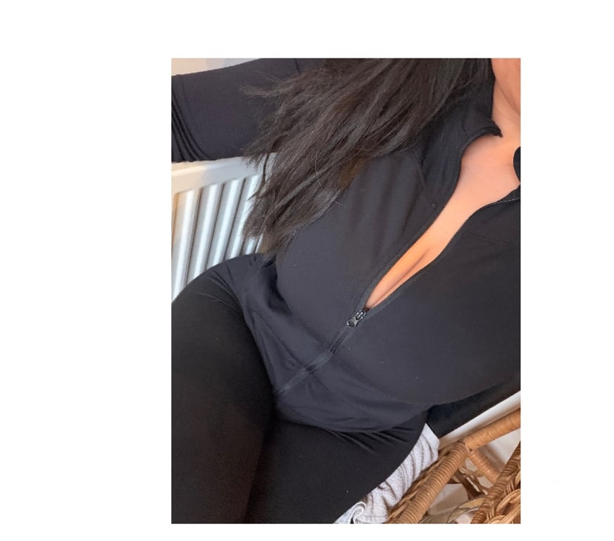 Escorts South West London Mortlake - South West London - Photos for 🌸Mia🌸relaxing massage full body magic service