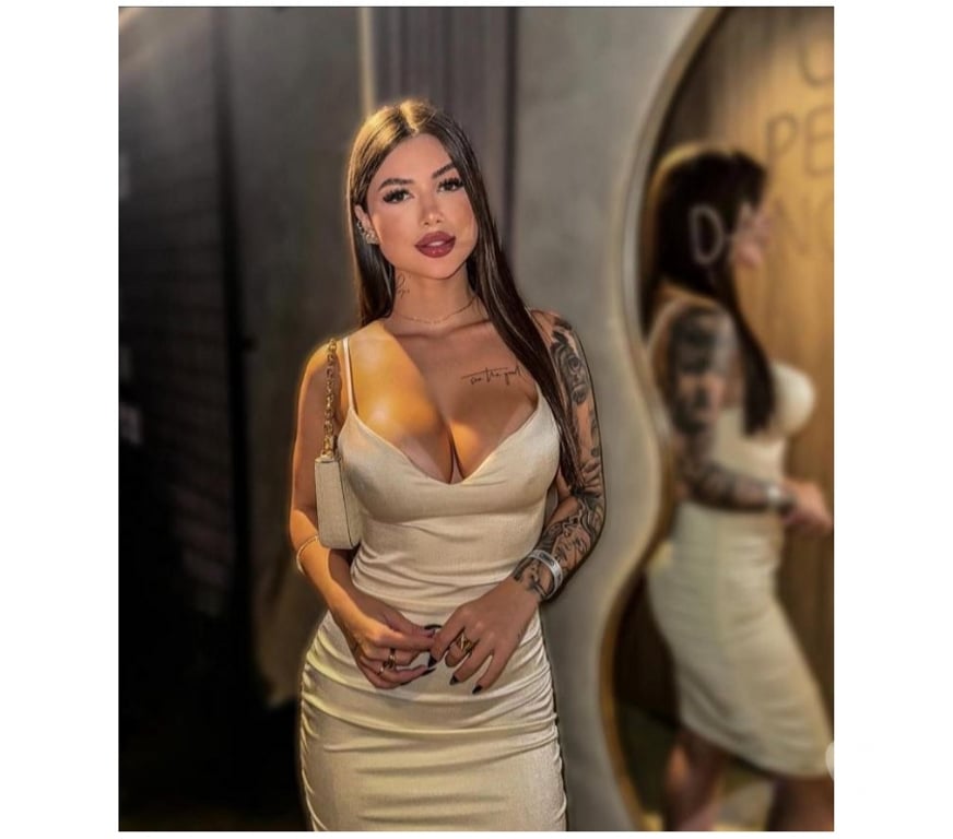 Escorts West London Hillingdon - Photos for 🔥BRUNETE PARTY GIRL 🔥🌸