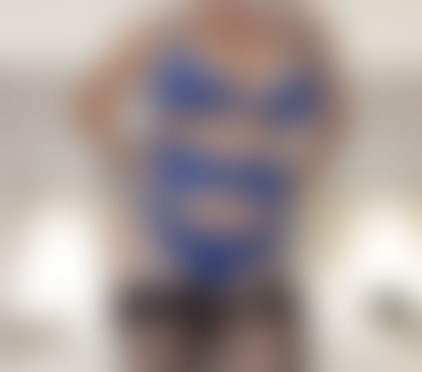 Escorts Buckinghamshire Milton Keynes - Photos for Happy Helen Ripley Milton Keynes