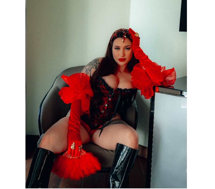 Escorts Buckinghamshire Milton Keynes - Photos for RED SEXY 🇧🇷🔝PARTY 🔝MASSAGEM 🍑 NO RUSH