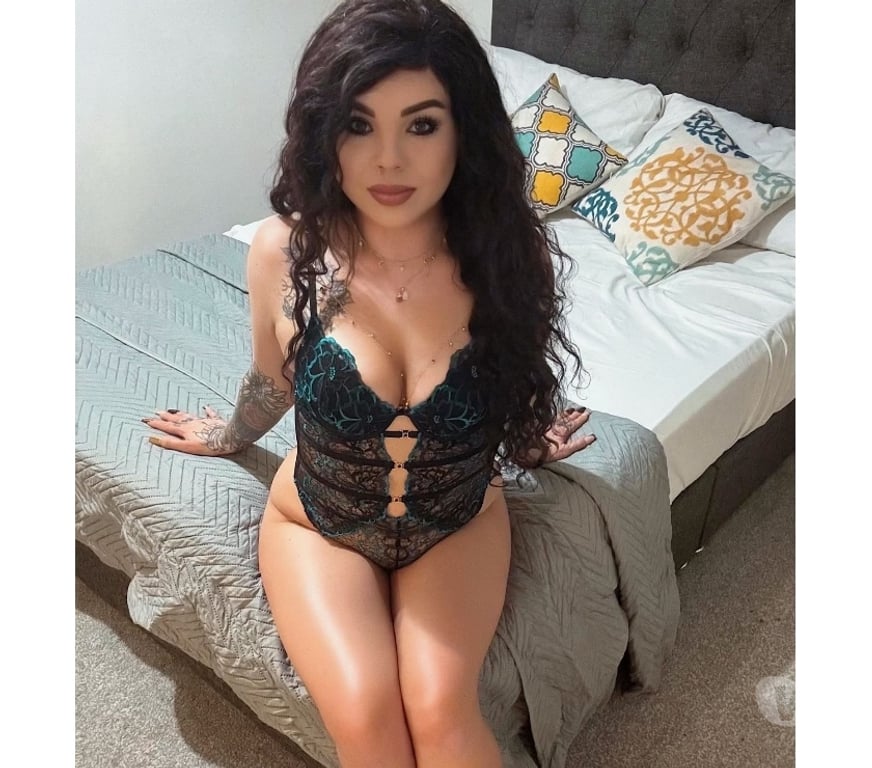 Escorts East London Whitechapel - East London - Photos for Lola xoxo Part Girl 🎉