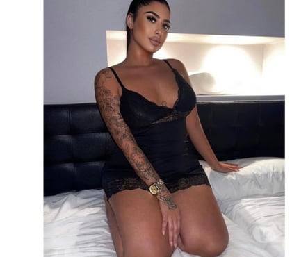 Escorts Swan Village Sandwell - Photos for Hi I'm. Roxana party girl new in town party girl 🥰