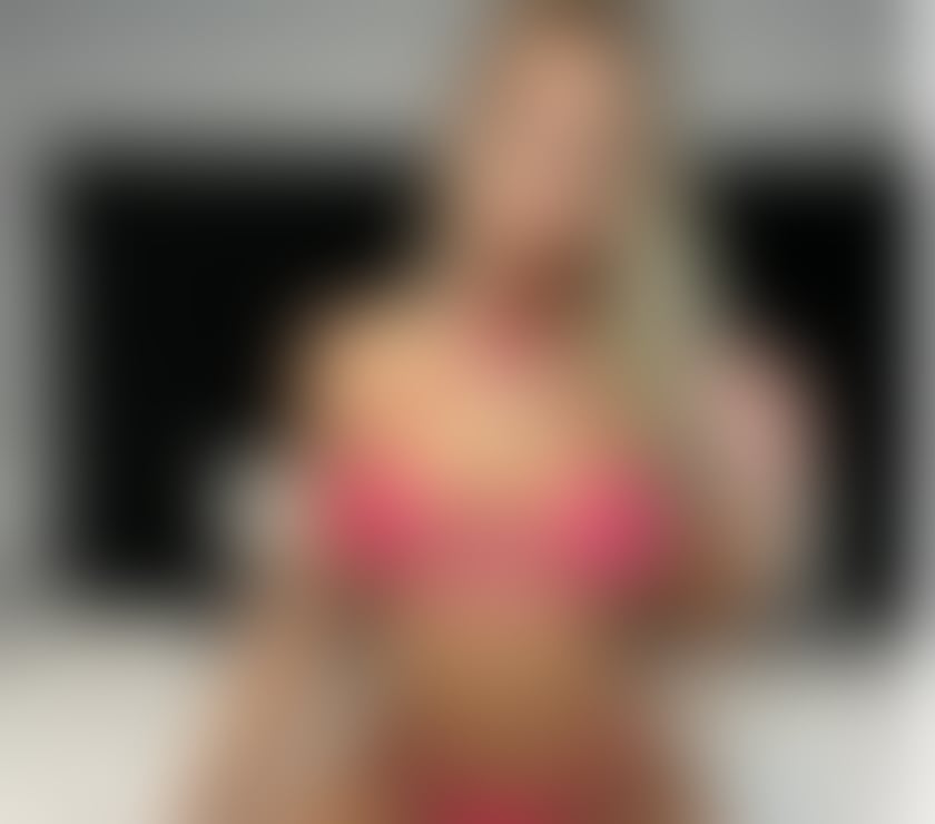 Escorts Cornwall Newquay - Cornwall - Photos for Don't send deposit.confirm that I am real with a video call