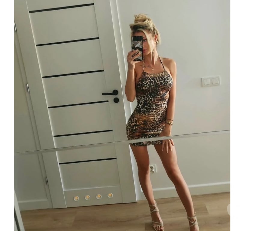 Escorts Nottinghamshire Nottingham - Photos for GORGEOUS EVA 🐈‍⬛😍 PLAYFUL GIRL🥂PARTYYY🥂