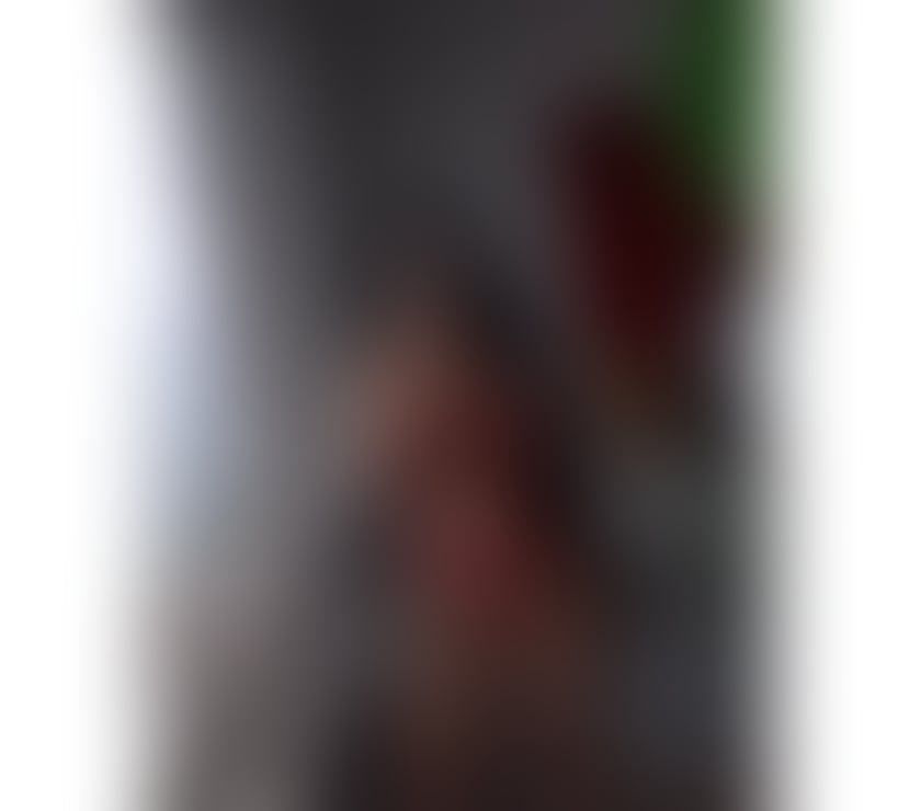 Escorts East London Commercial Road - East London - Photos for British🇬🇧Mia Khan💋 mirrored walls 👀ceilings 😈