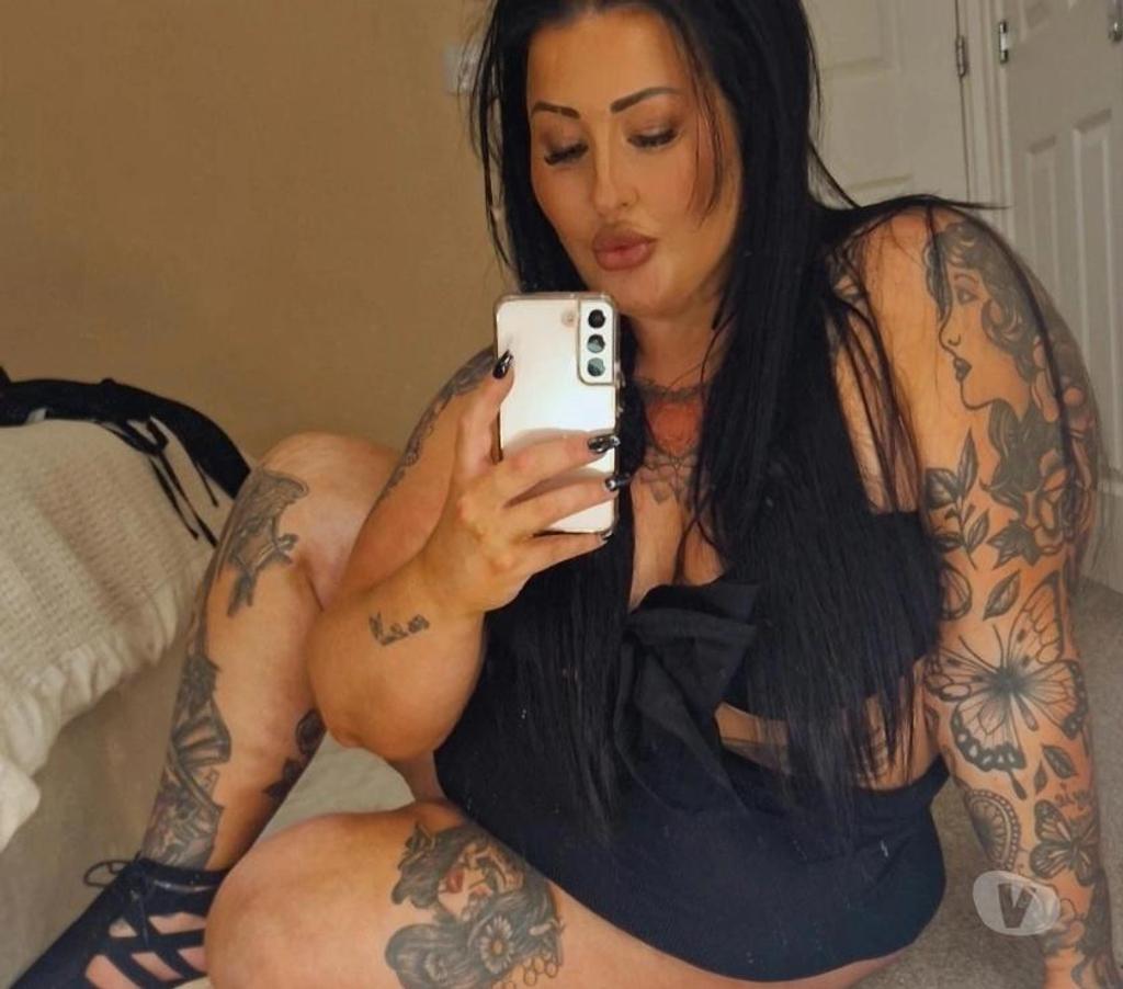 Escorts Warrington Lymm - Warrington - Photos for Curvy, kinky Yorkshire girl