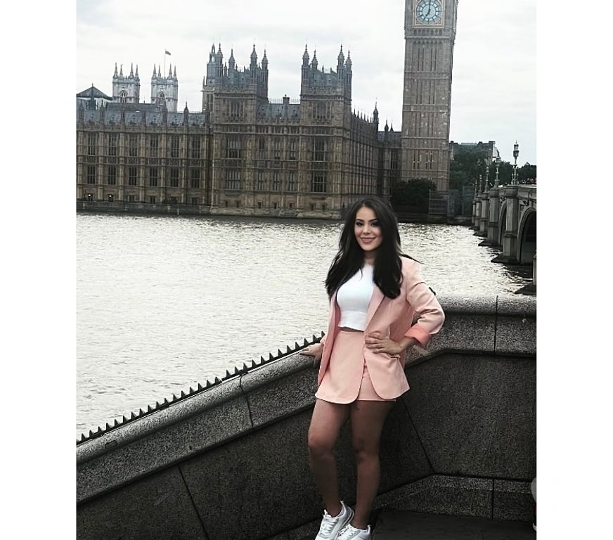 Escorts Kent Medway - Kent - Photos for Lovely Brazilian Lolla, PARTY LOLLA