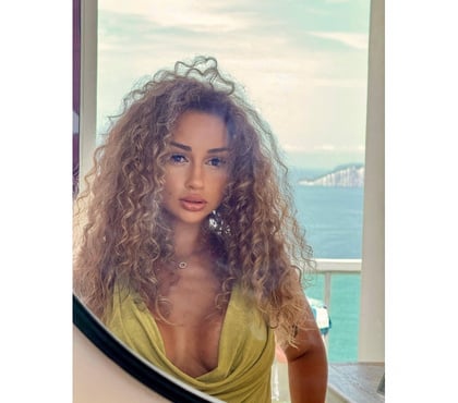Escorts and Massages Strood Medway - Kent - Photos for Lovely Brazilian party girl Miah