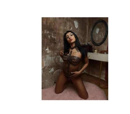 Escort Rugby Town Centre Rugby - Photos for Maxina Party Girl Outcall