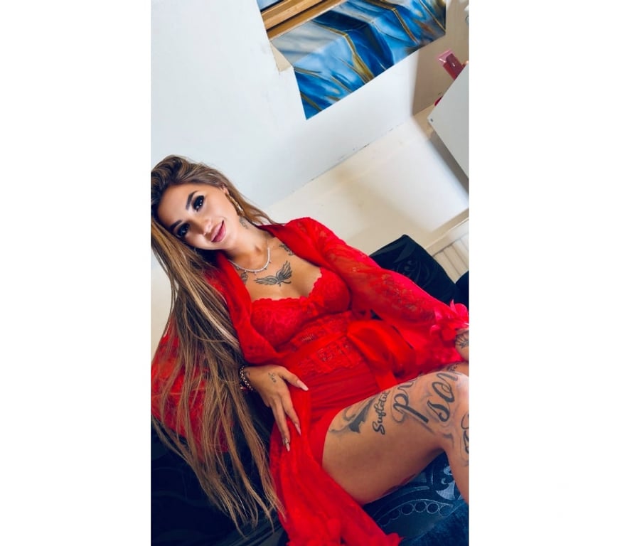 Escorts South East London Croydon - Photos for Laura Party Girls new in Croydon!