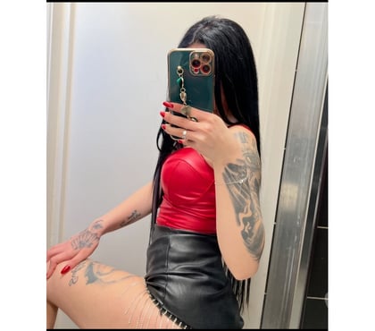  Escorts Croydon Town Centre Croydon - Photos for Hello I'm Laura ^ Party^ real pictures 100%