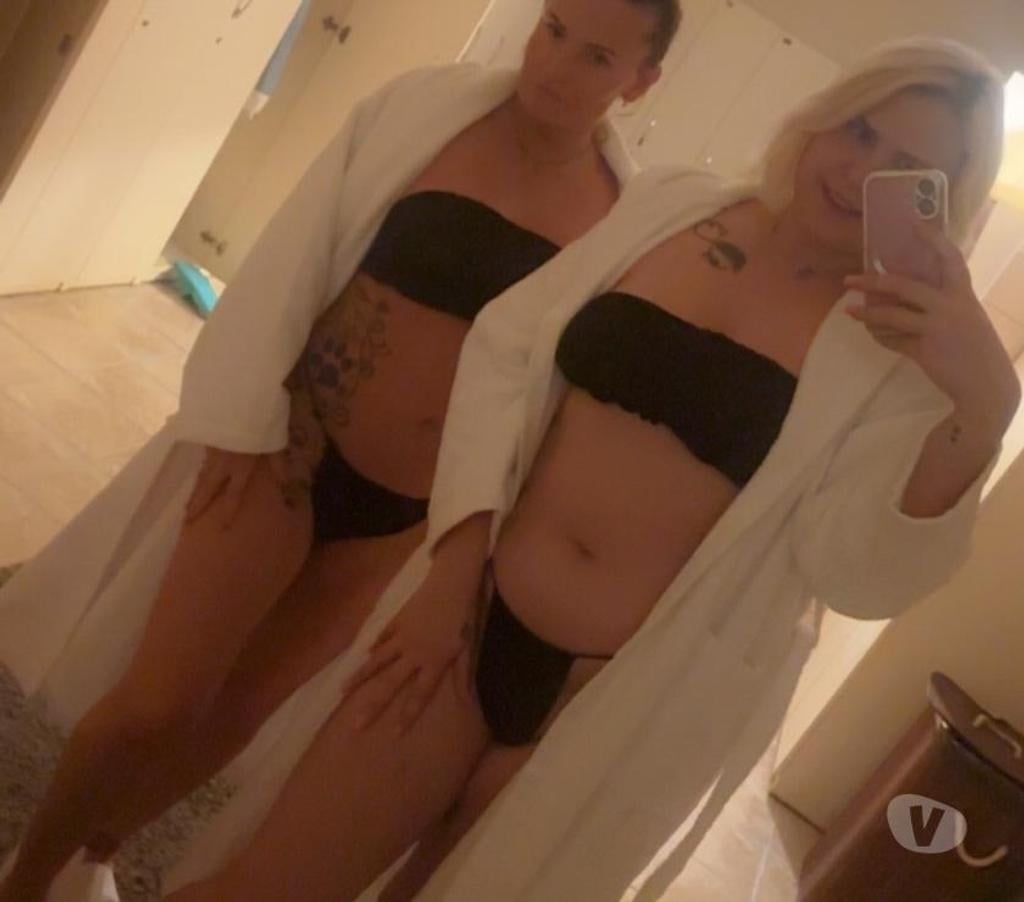 Escorts Hertfordshire Stevenage - Photos for English Party duo for outcall in and around Stevenage