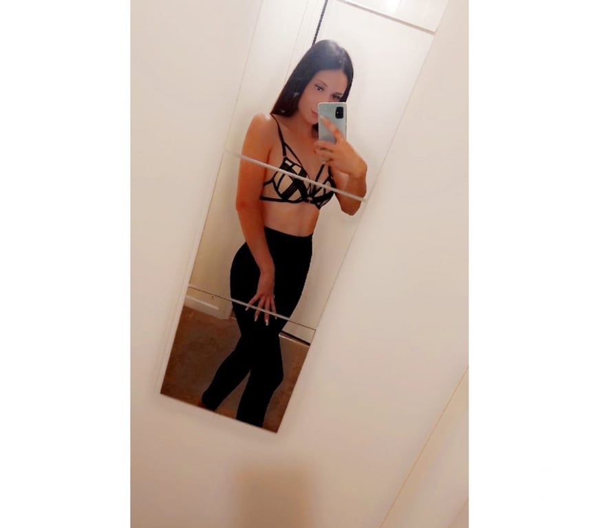 Escorts Oxfordshire Oxford - Photos for VICHI 🚘 OUTCALL 🚘 SLIM GIRL