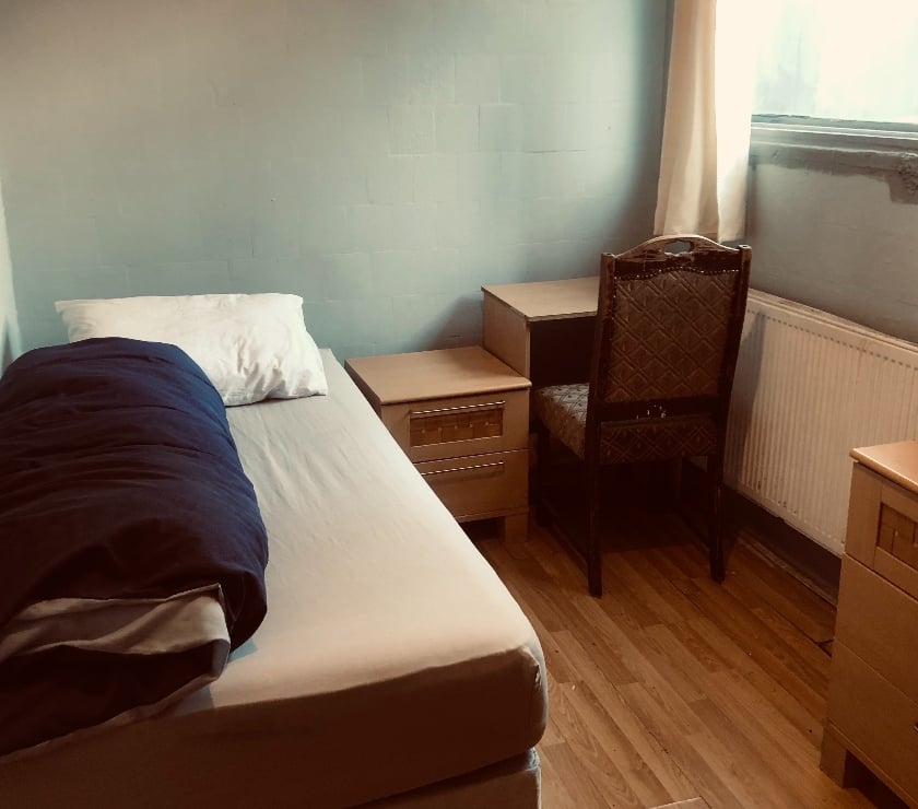 flatshare Prince Regent East London - Photos for single room to let @ E16 3DZ all bills inc. available 10 th