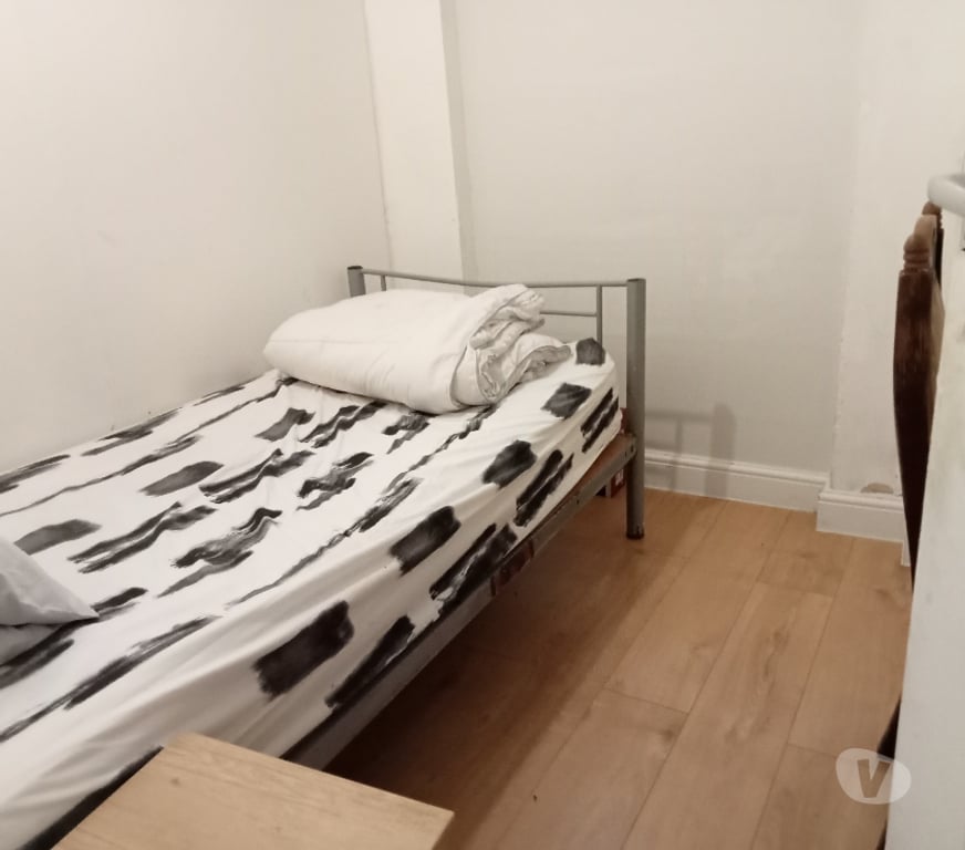 room to let East London Prince Regent - DLR Station - East London - Photos for single room to let @ E16 3DZ all bills inc. available now !