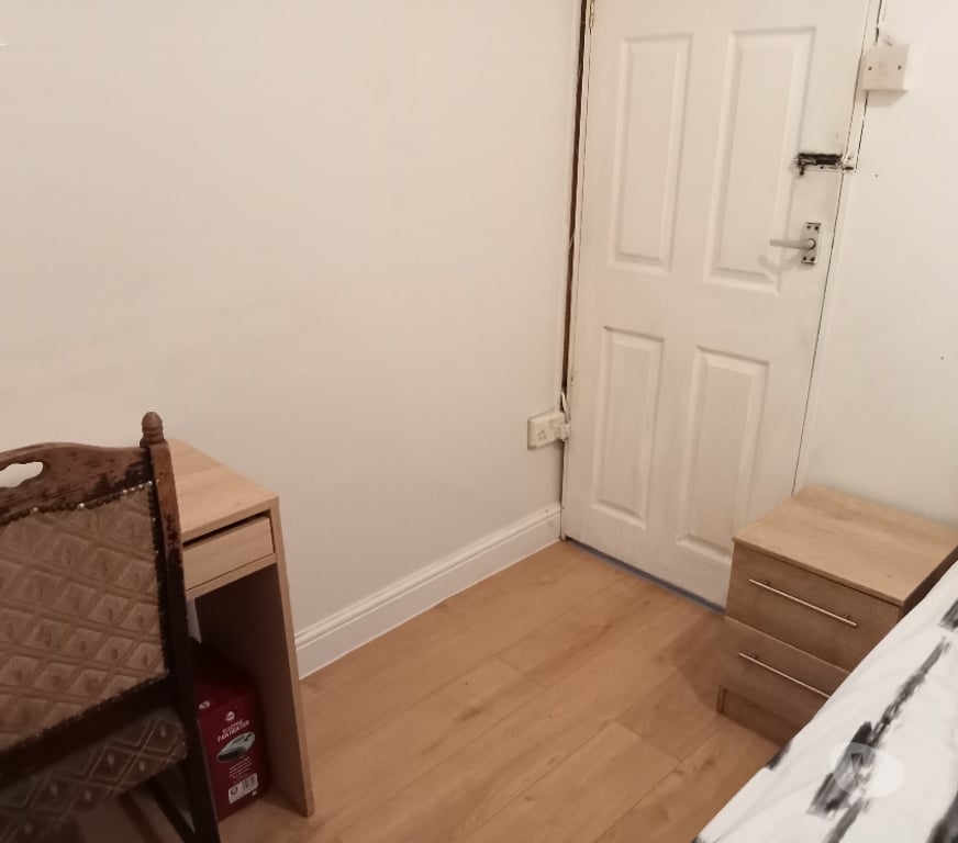 room to let East London Prince Regent - DLR Station - East London - Photos for single room to let @ E16 3DZ all bills inc. available now !