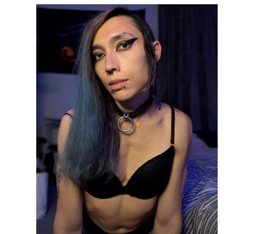 Trans Escorts Leicestershire Leicester - Photos for Trans Goth Girl looking to make your dreams come true
