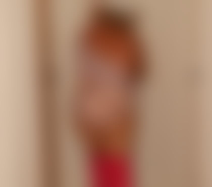 Escorts South West London Kingston upon Thames - Photos for MATURE MEDITERRANEAN BLONDE