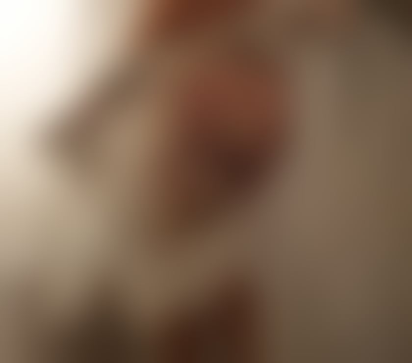 Escorts South West London Kingston upon Thames - Photos for MATURE MEDITERRANEAN BLONDE