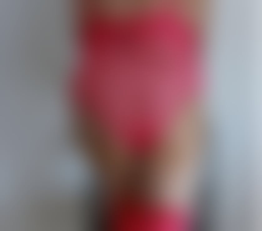 Escorts South West London Kingston upon Thames - Photos for MATURE MEDITERRANEAN BLONDE