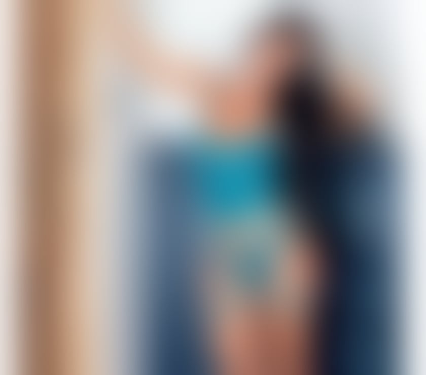 Escorts West Midlands Birmingham - Photos for Freaky Zoe British Party chick