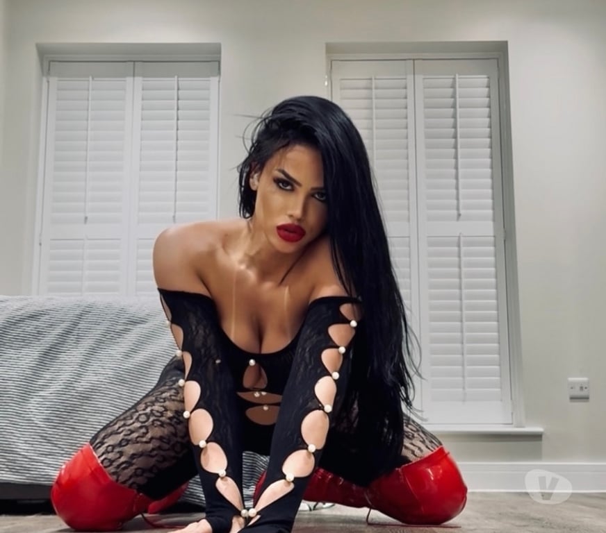 Trans Escorts West Midlands Birmingham - Photos for Sexy ts Nathalia Souza