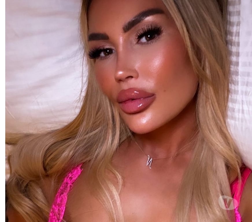 Escorts Essex Basildon - Photos for Essex Busty Blonde