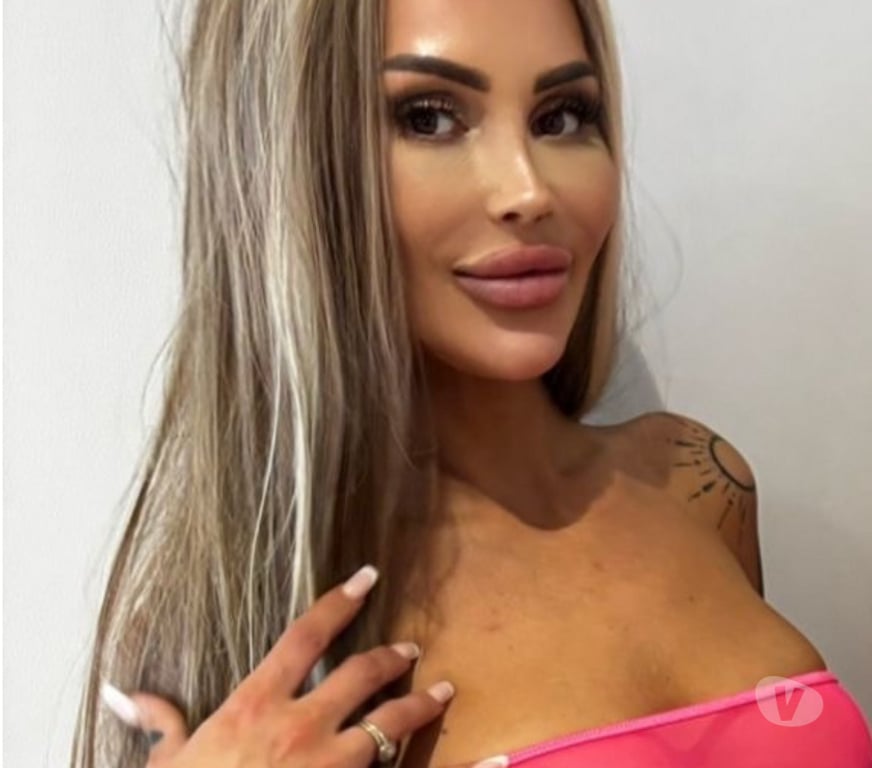 Escorts Essex Basildon - Photos for Essex Busty Blonde