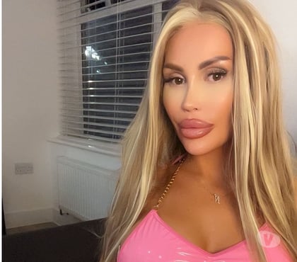 Escorts Wickford Basildon - Photos for Essex Busty Blonde