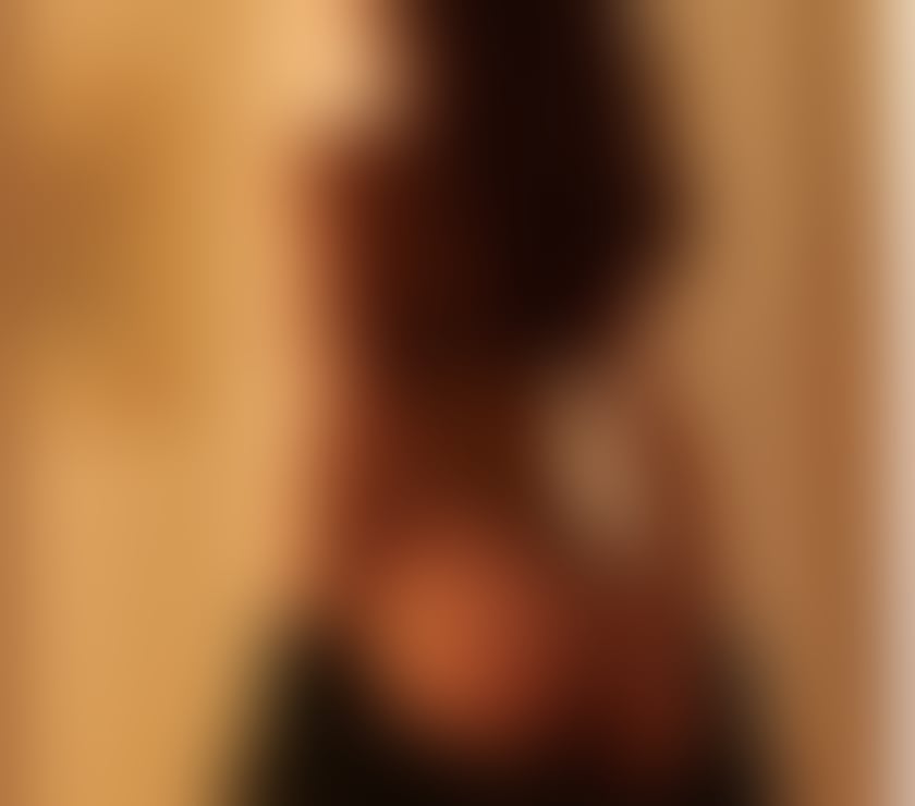 Escorts South West London Earl`s Court Station - South West London - Photos for Luna – Alluring Energy ☺︎