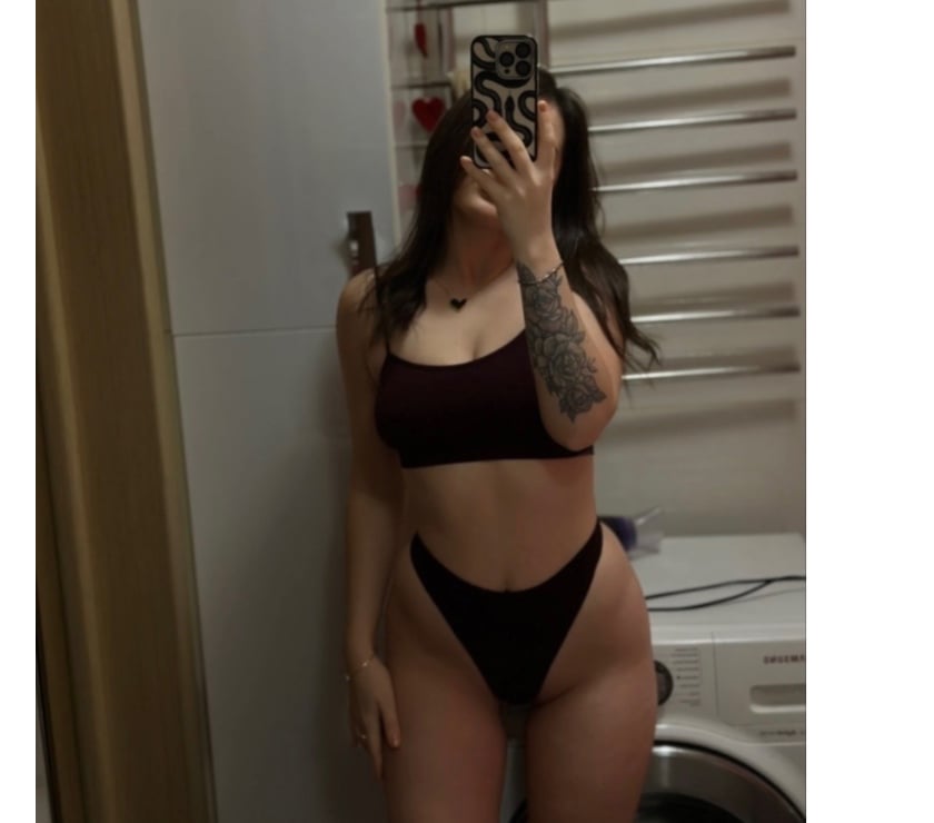 Escorts and Massages Henley-on-Thames South Oxfordshire - Photos for 💜party girl🙈just outcall