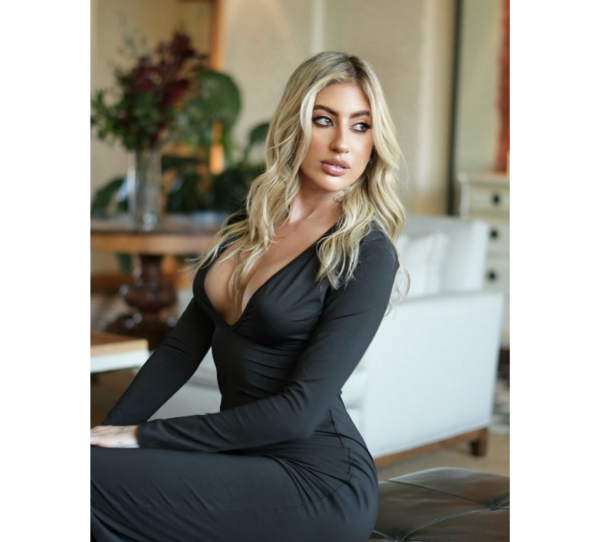 Escorts Merseyside Liverpool - Photos for MAVIE HORNY PARTY