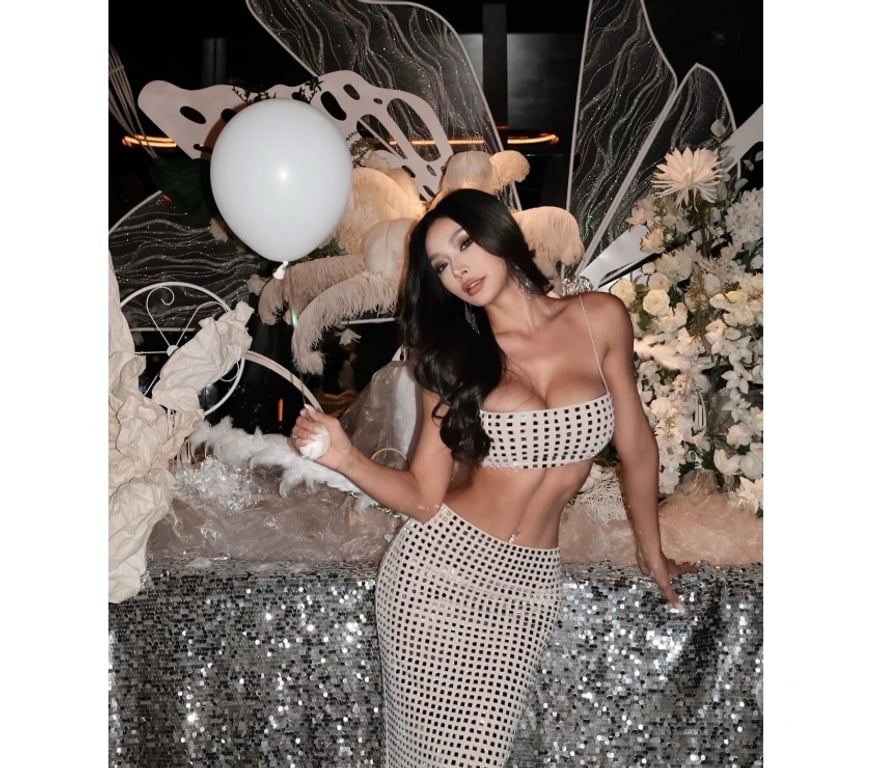 Escorts West Midlands Birmingham - Photos for ❇️LUXURY❇️BABE✨PERFECT✨YOUNG✨REAL✅