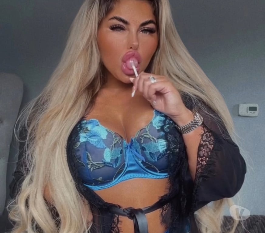 Escorts West Yorkshire Bradford - Photos for Busty Curvy Breezee newww!