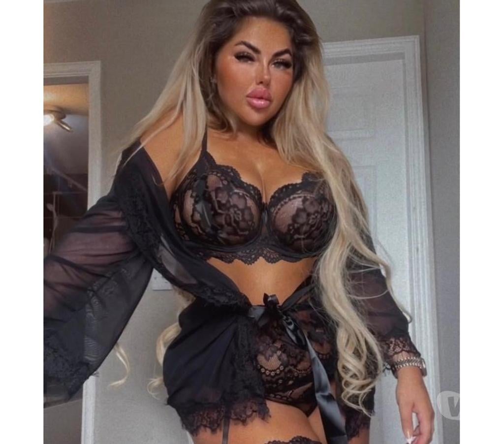 Escorts West Yorkshire Bradford - Photos for Busty Curvy Breezee newww!